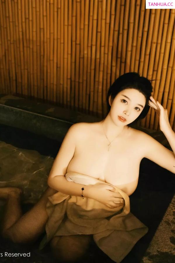  [XiuRen]高清写真图 2025.03.31 No.10091 林若凡F 白色浴巾第21张图片